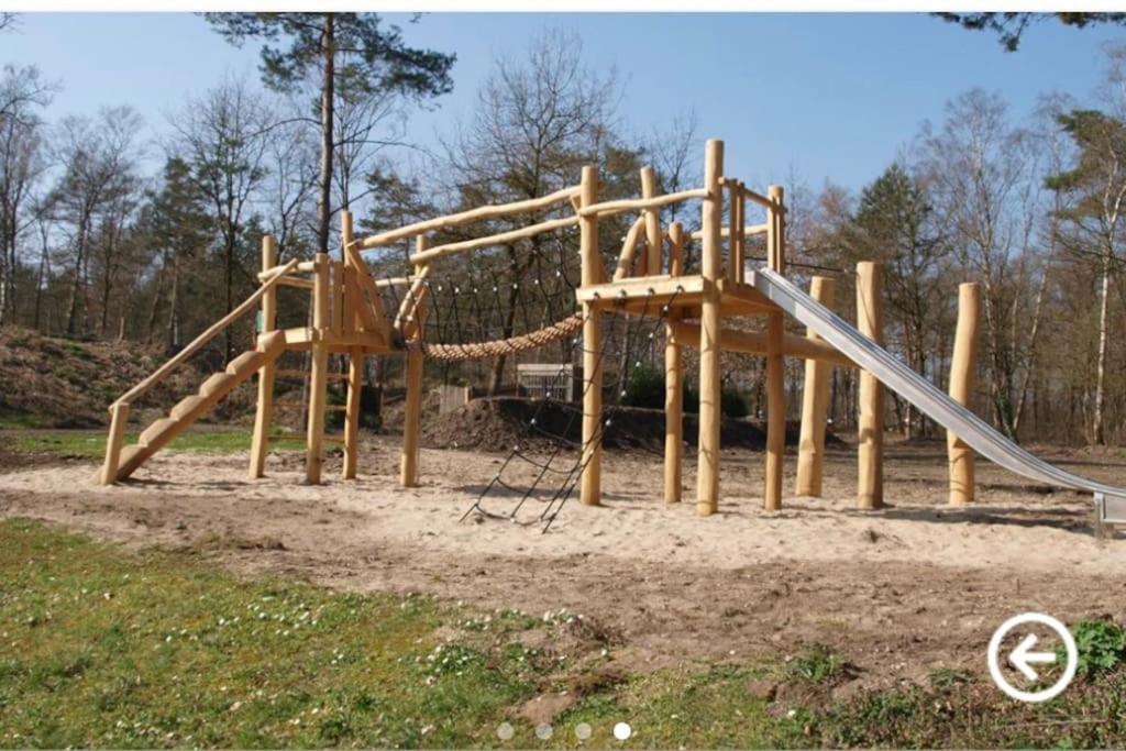 Chalet Toetje Op De Veluwe 헨덜루 외부 사진