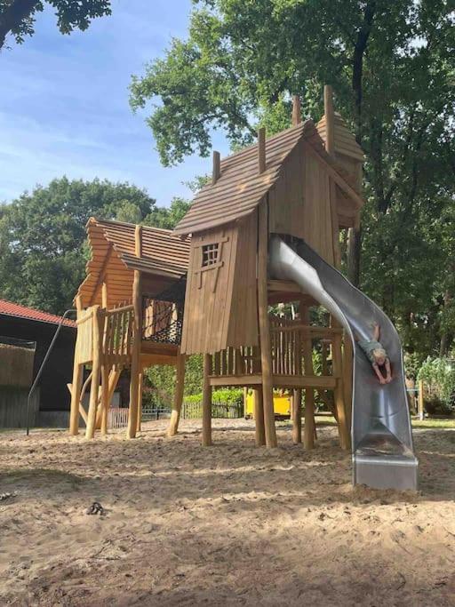 Chalet Toetje Op De Veluwe 헨덜루 외부 사진