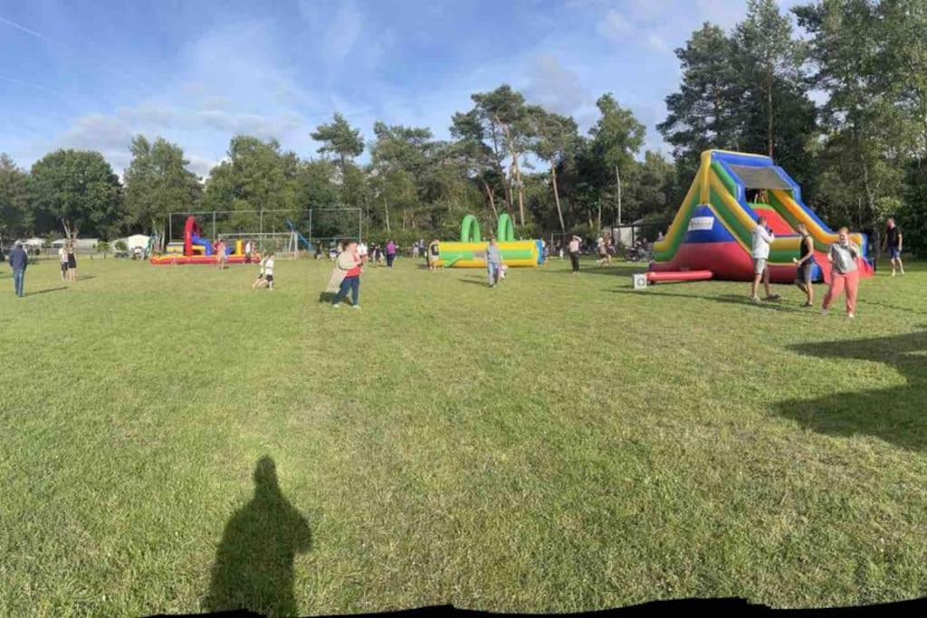 Chalet Toetje Op De Veluwe 헨덜루 외부 사진